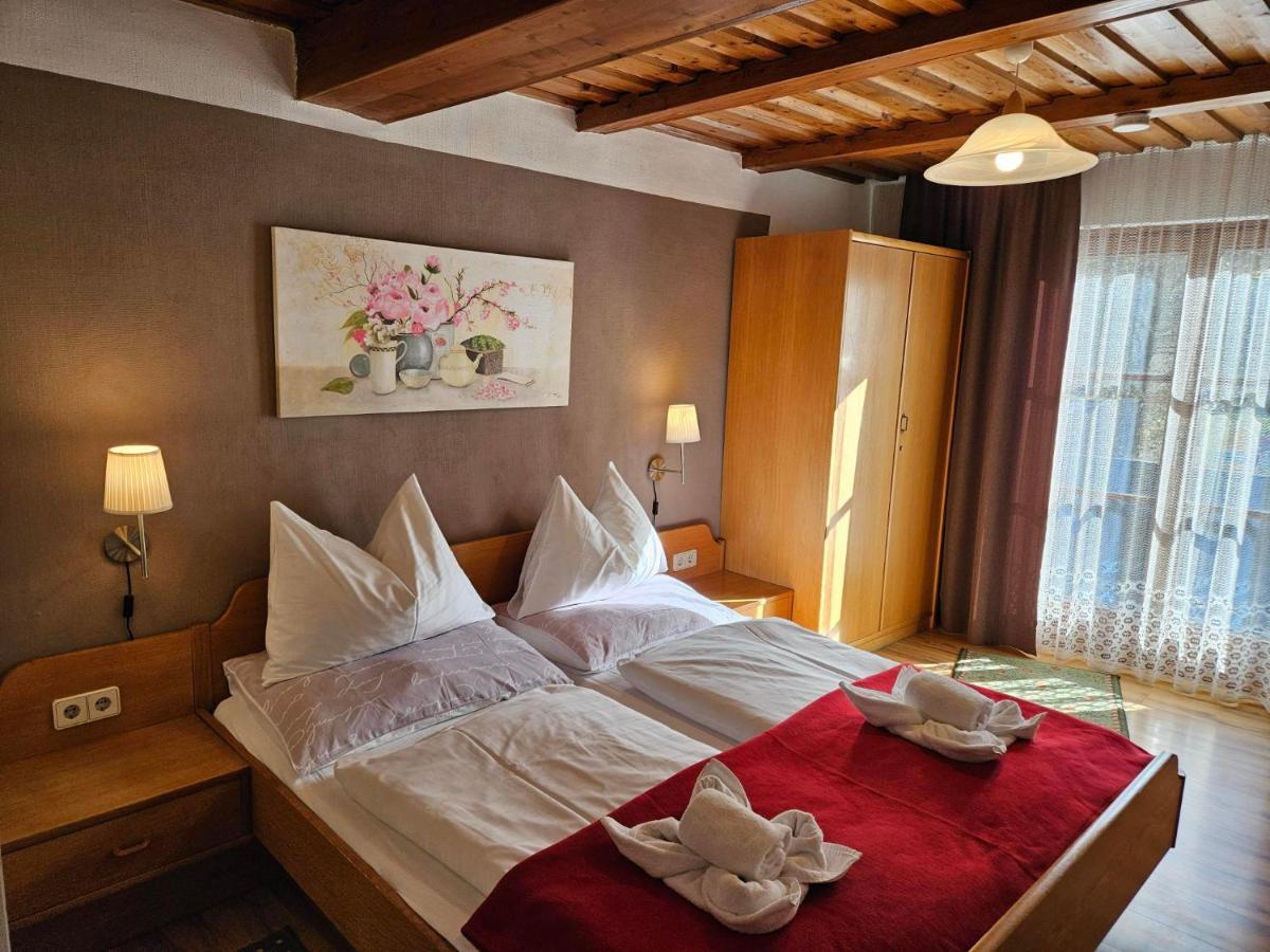 Gasthof-Pension Alt Kirchheim Бад Кляйнкирххайм Экстерьер фото