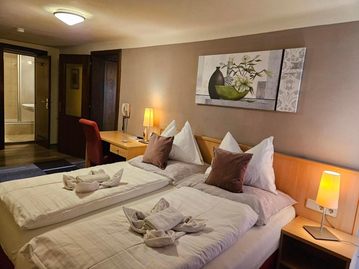 Gasthof-Pension Alt Kirchheim Бад Кляйнкирххайм Экстерьер фото