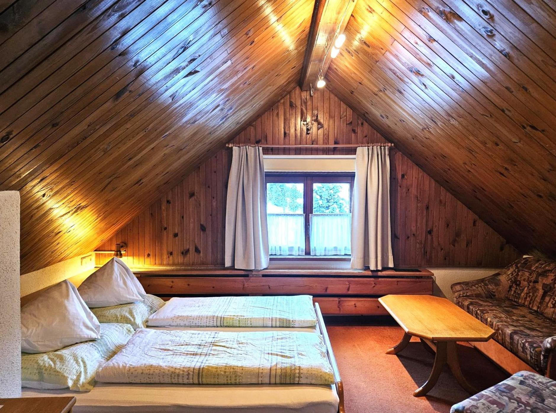 Gasthof-Pension Alt Kirchheim Бад Кляйнкирххайм Экстерьер фото